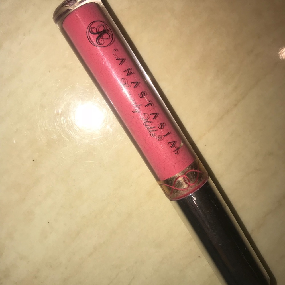 Anastasia Beverly Hills liquid lipstick!!